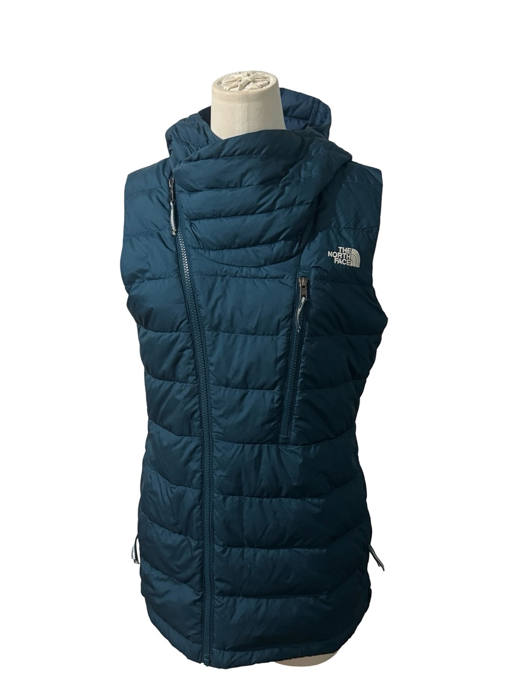 THE NORTH FACE - Niche Hooded Down Vest - Women's - Picture 2 of 9